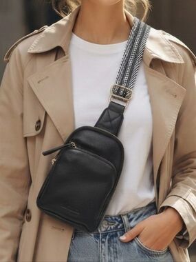 Kattee Black Sling Bag Pebbled Cowhide Leather Crossbody Chest Fanny Packs Chic